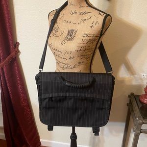 🖤init Laptop Bag🖤